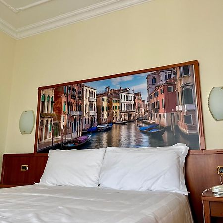 Hotel President Venezia Местре Екстериор снимка