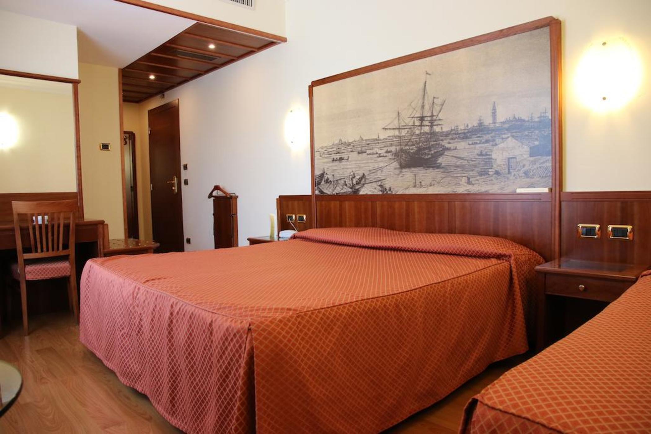 Hotel President Venezia Местре Екстериор снимка
