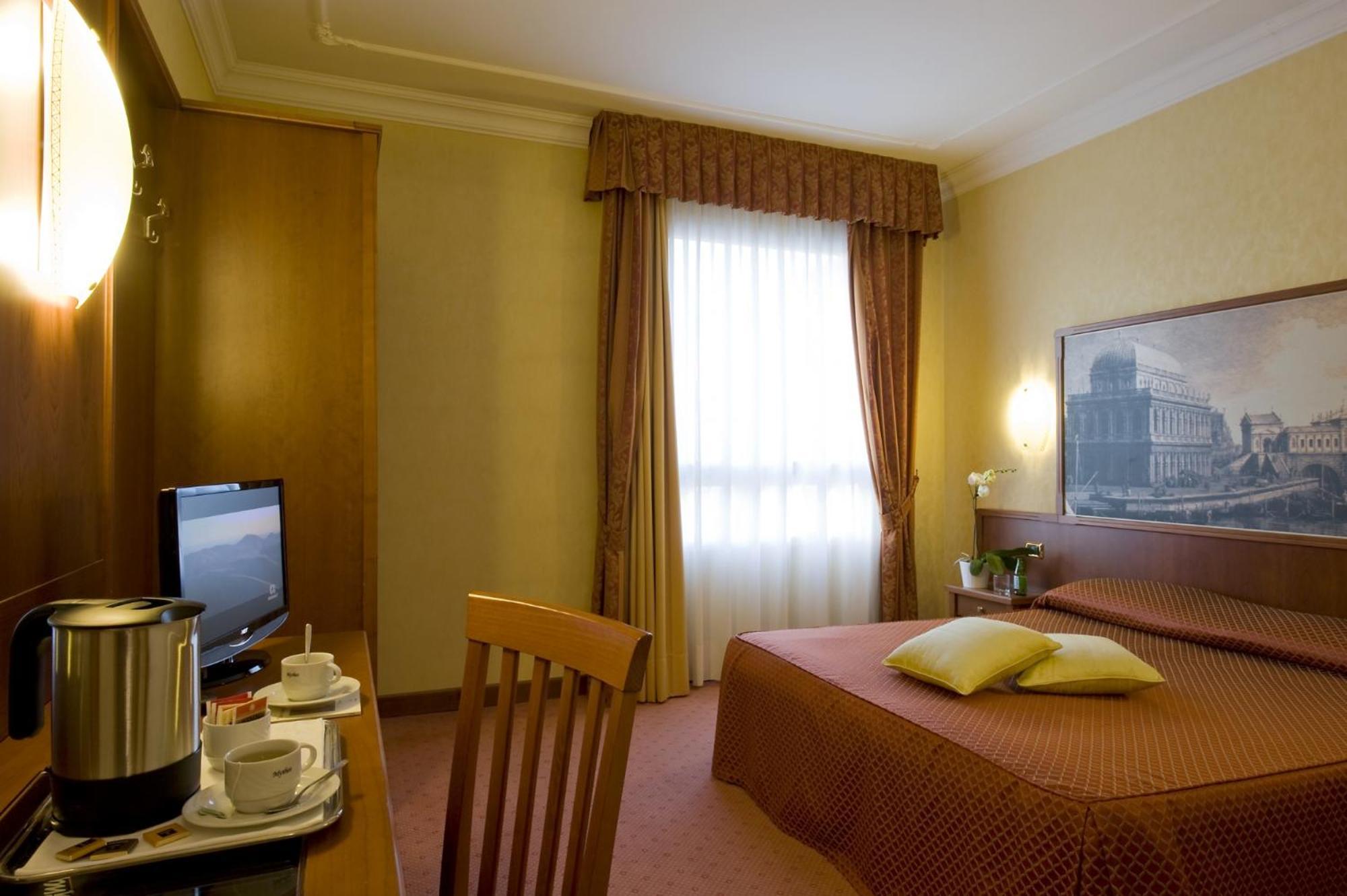 Hotel President Venezia Местре Екстериор снимка