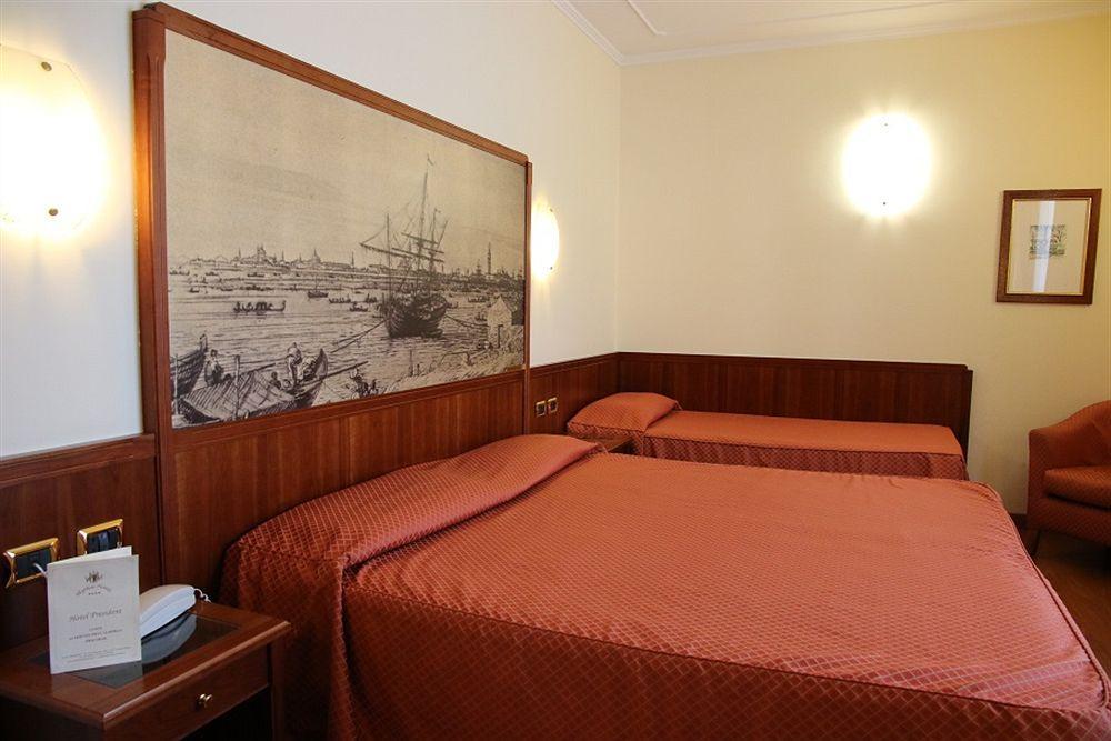 Hotel President Venezia Местре Екстериор снимка